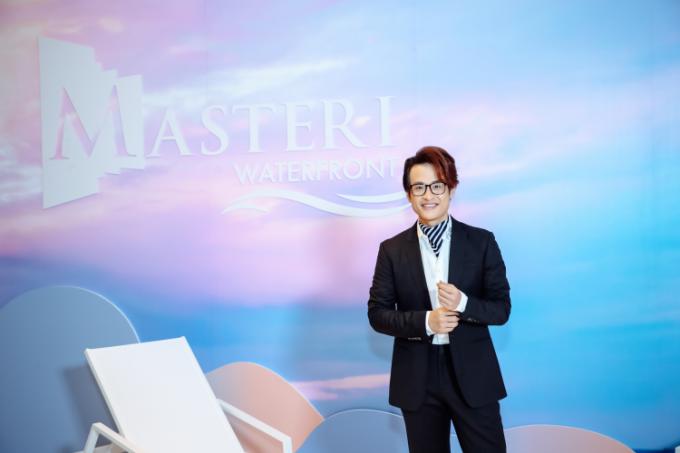 Ca sĩ Hà Anh Tuấn - người truyền câu truyện cảm hứng cùng Masteri Waterfront tại Hà Nội